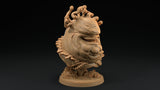 Brunhildax, Duchess of Doom Beholder Miniature - Mini Megastore