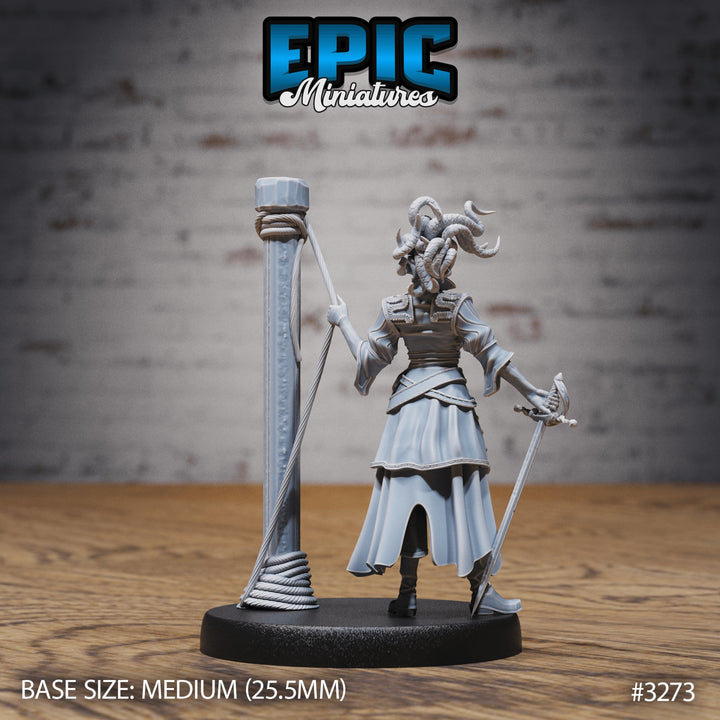 Gorgon Pirate Miniature - Mini Megastore