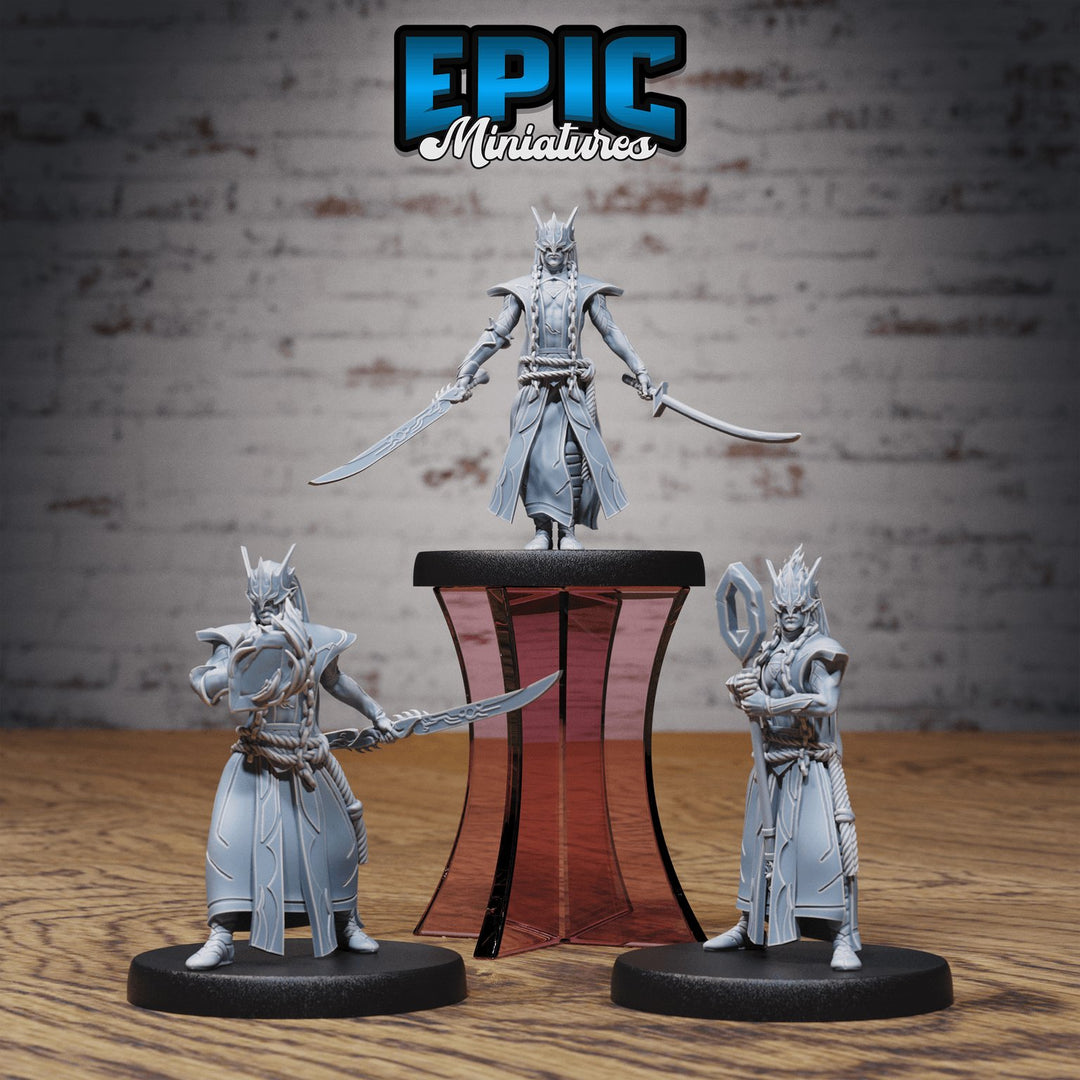 Hunters Guild Elven Red Mage Miniature - Mini Megastore