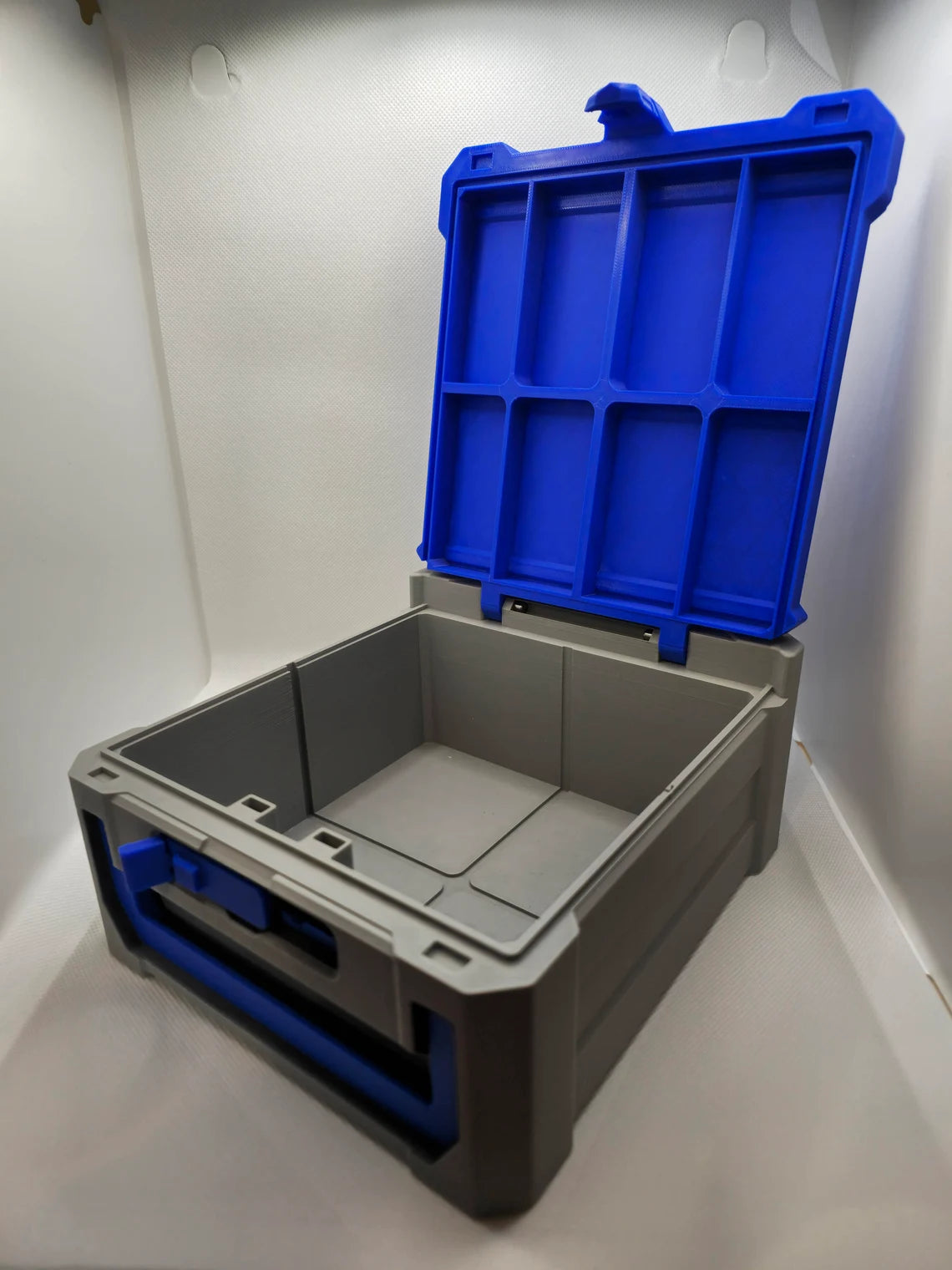 Omni 2 - 3D printed Modular Hard Case for Storage and Travel