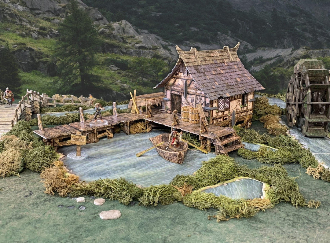 Lake House - Mini Megastore