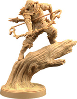 Lyklor, Master Hunter - Elf Hunter Miniature - Mini Megastore