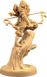 Lyklor, Master Hunter - Elf Hunter Miniature - Mini Megastore